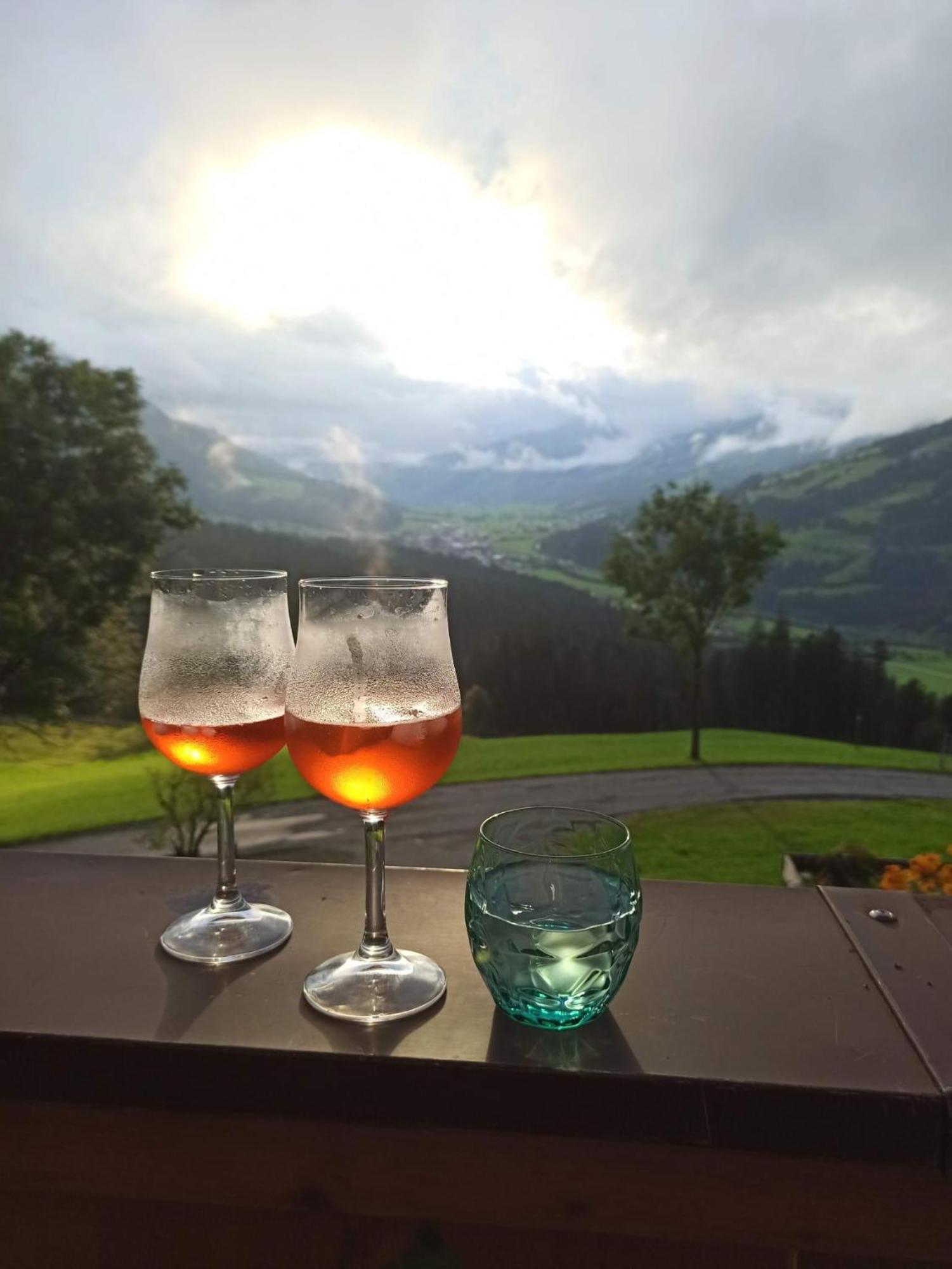 Ferienwohnung Hahnenkammblick Kitzbühel Exterior foto